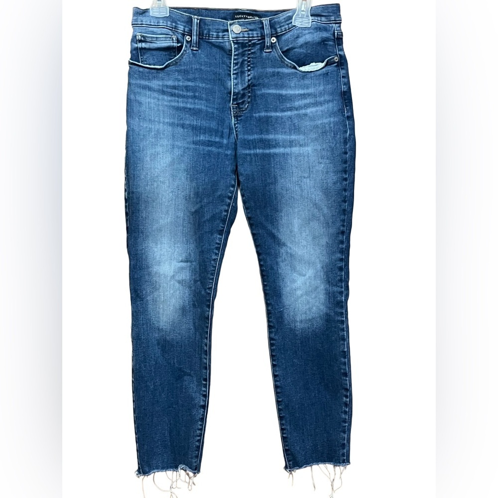 Lucky brand midrise crop Ava women’s size 10  Blue Denim Jeans frayed hem